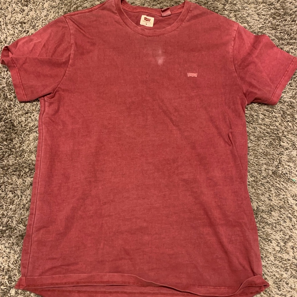 levi’s pink washed shirt